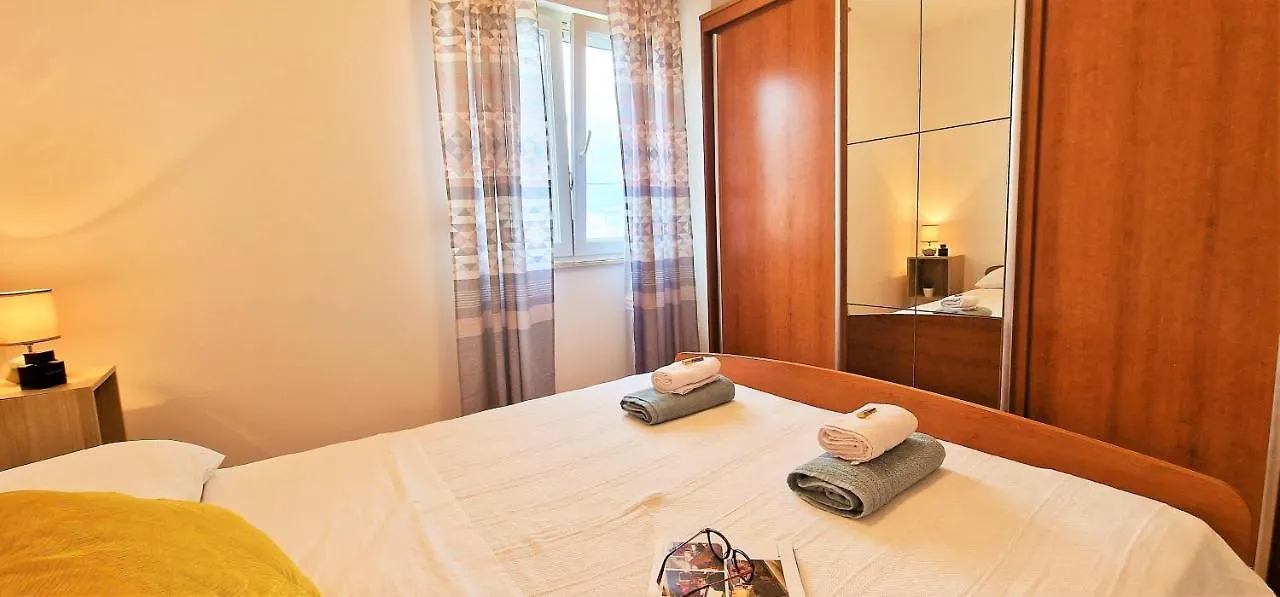 Conte Apartment Kastela