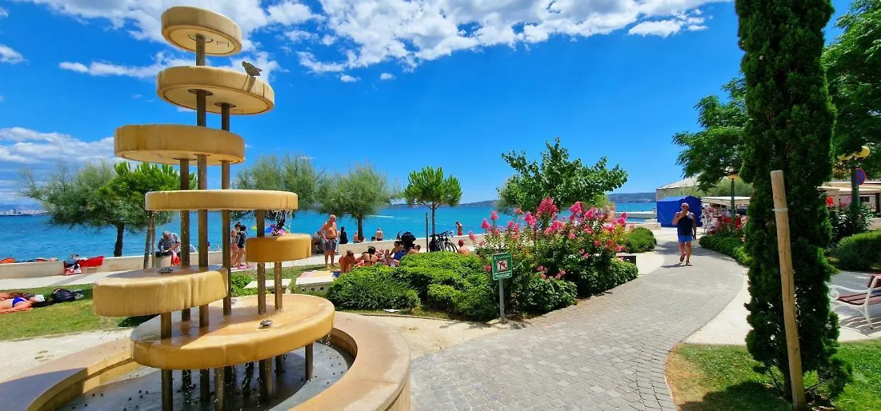 Conte Apartment Kastela