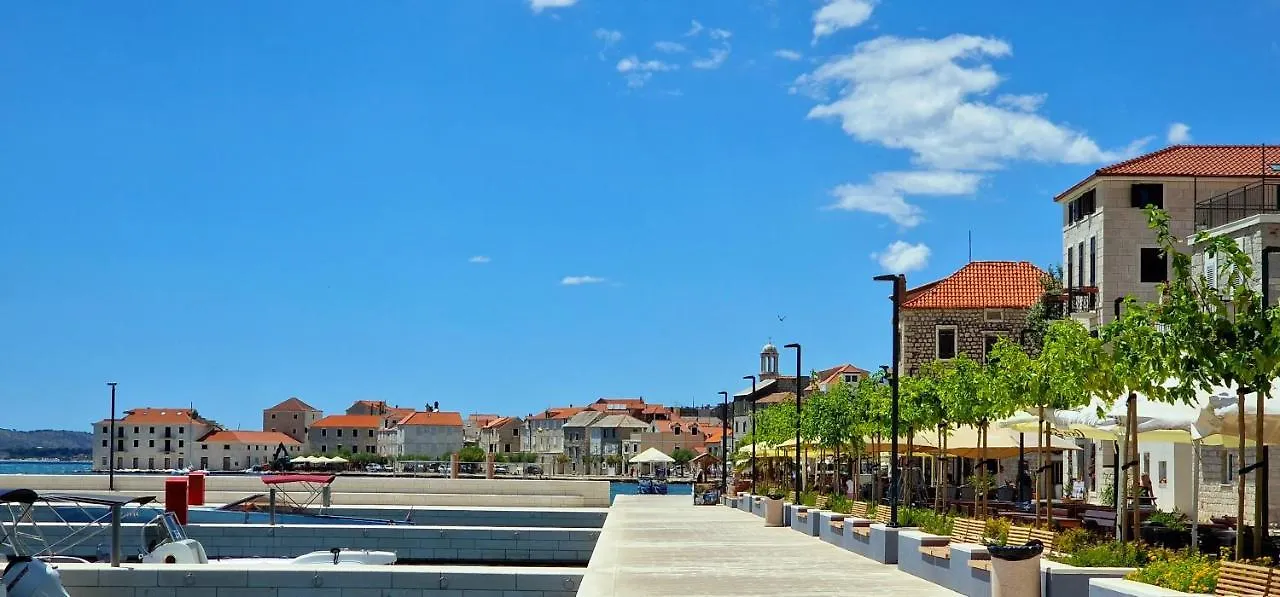 Conte Apartment Kastela