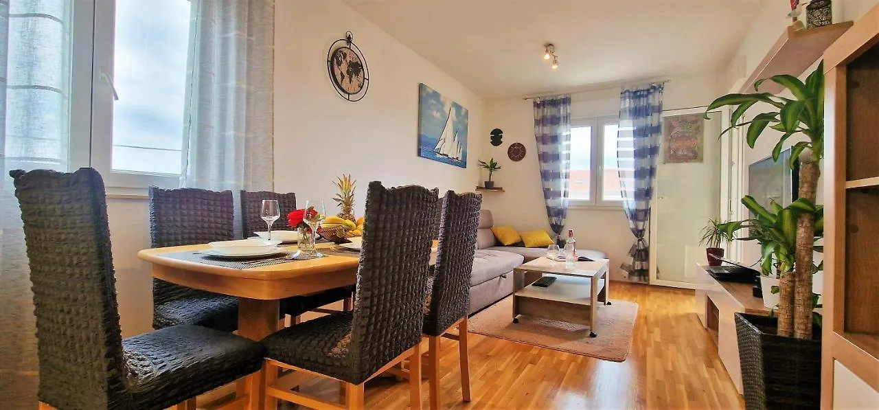 Conte Apartment Kastela